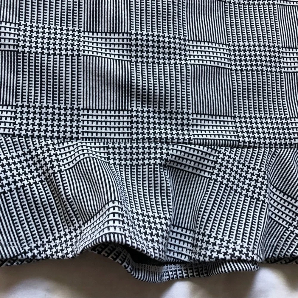 forever 21 plus ⋆ houndstooth ruffle skirt